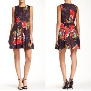 Trina Turk Hanna Fit & Flare Dress size 4 Black abstract floral Professional